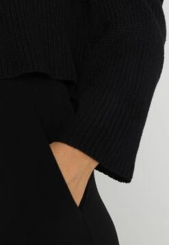 Even&Odd CROPPED JUMPER - Jumper - Black -Even&Odd 10716b29e3fd4dcd813ae28c5b6486e3