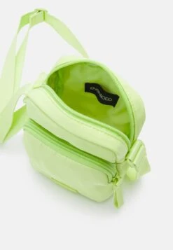 Even&Odd Umhängetasche - Green 8 Even&Odd Umhängetasche - Green -Even&Odd 1b3fed52d58340aca089a86f1e1d289e
