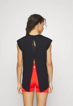 Sport T-shirt - Black -Even&Odd 2638e5384d1f4db0b47264e948d80a2a