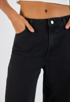 Relaxed Fit Jeans - Black Denim -Even&Odd 327d8394e05142da8c0e353c0a18f387