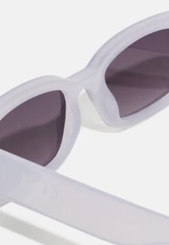Even&Odd Sonnenbrille - Purple 8 Even&Odd Sonnenbrille - Purple -Even&Odd 39cdb9f1168d44a793b5d60d3fa411c4