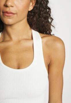 Top - Off-white -Even&Odd 7e4b002c163e4f2a83166a8db507c26f