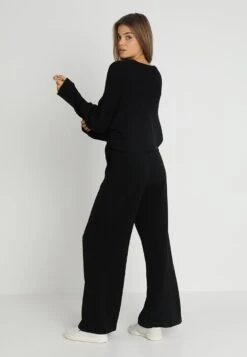 Even&Odd CROPPED JUMPER - Jumper - Black -Even&Odd d6afe0db0365435898fd3ca235660222