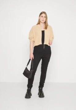 Even&Odd Jeans Slim Fit - Black Denim 11 Even&Odd Jeans Slim Fit - Black Denim -Even&Odd d76012e1c95141cb8515c867e8513cc7