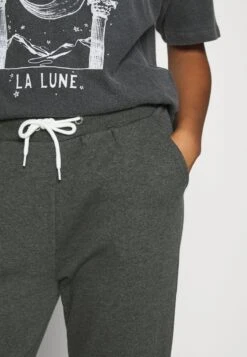 Even&Odd Regular Fit Jogger With Contrast - Jogginghose - Mottled Dark Grey -Even&Odd d8e0508bc71f4005b42489e3f308e43a