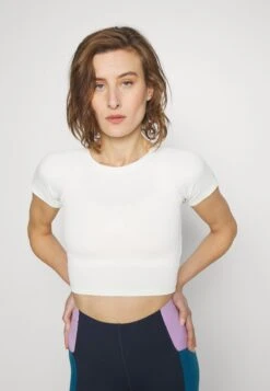 T-Shirt Basic - Cloud Dancer -Even&Odd e3dd356c2a0d46778ae7a8e56bc9592d