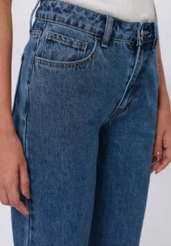 Relaxed Fit Jeans - Light-blue Denim -Even&Odd f0692e2d54e64035976aa52f76e4323e